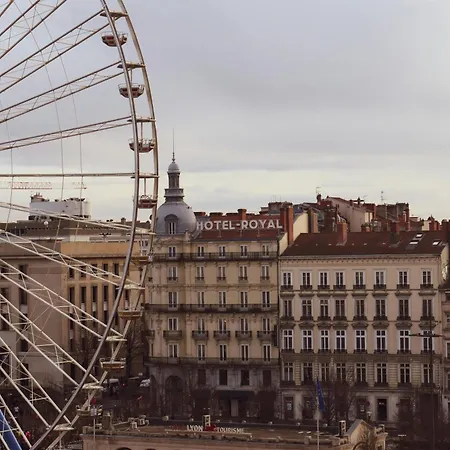 Le Clos Lassagne -terrasse Privative - Climatisation - Lyon Sud - *