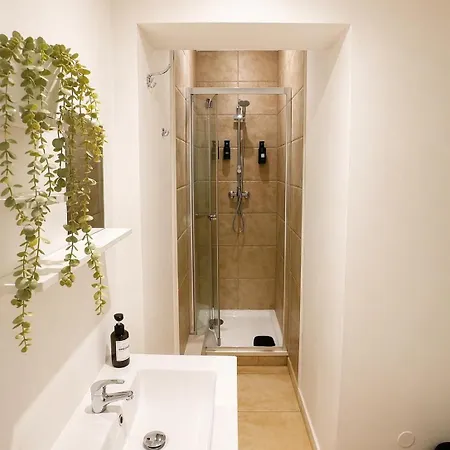 Le Clos Lassagne -terrasse Privative - Climatisation - Lyon Sud - Apartment *